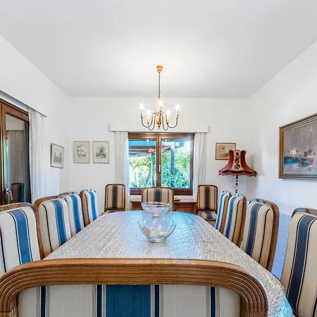 Mountain/sea View 6 Bedroom In Chirokitia *