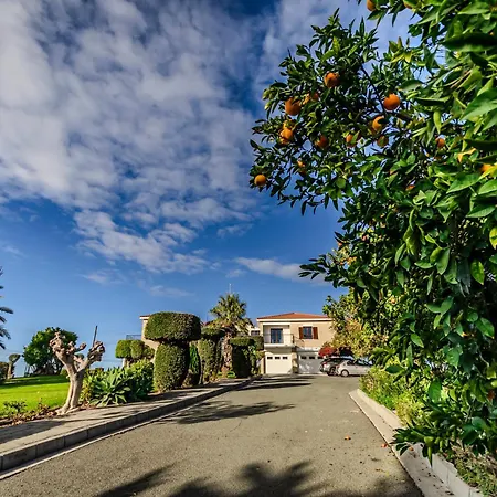 Mountain/sea View 6 Bedroom In Chirokitia *