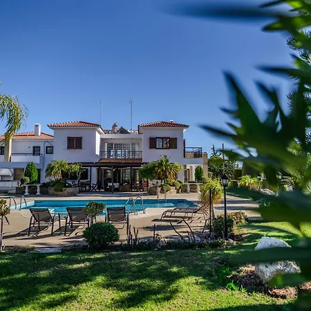 Mountain/sea View 6 Bedroom In Chirokitia