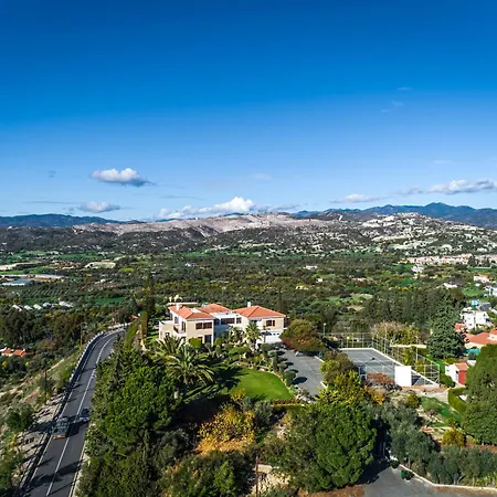 Mountain/sea View 6 Bedroom In Chirokitia فيلة لارنكا