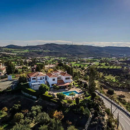 Mountain/sea View 6 Bedroom In Chirokitia *