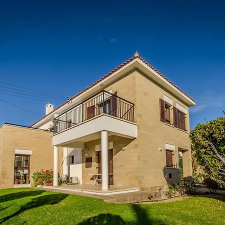 Mountain/sea View 6 Bedroom In Chirokitia Larnaca