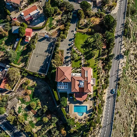 Mountain/sea View 6 Bedroom In Chirokitia فيلة *