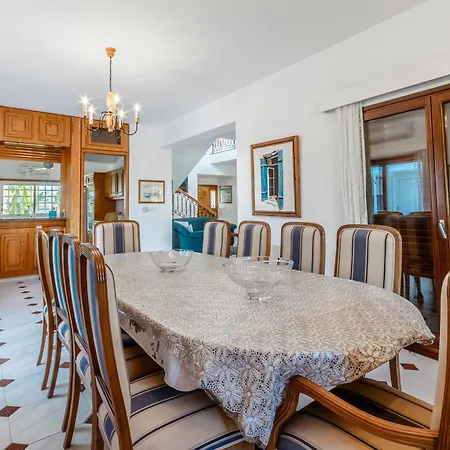 Mountain/sea View 6 Bedroom In Chirokitia